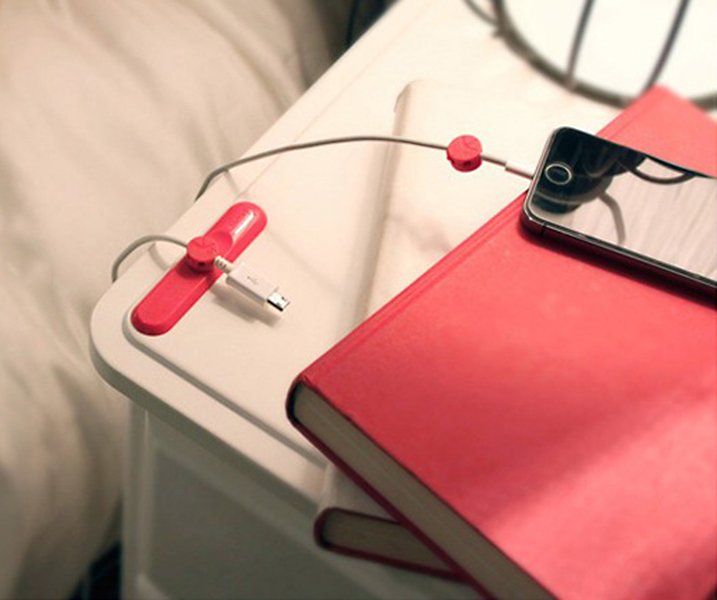 Magnetic Cable organizer